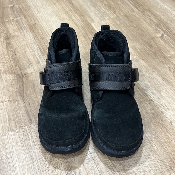 Ugg boots - Picture 2 of 5